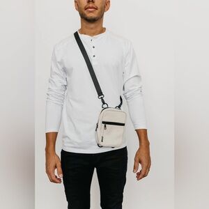 BRIXLEY | Coastal Crossbody Sling